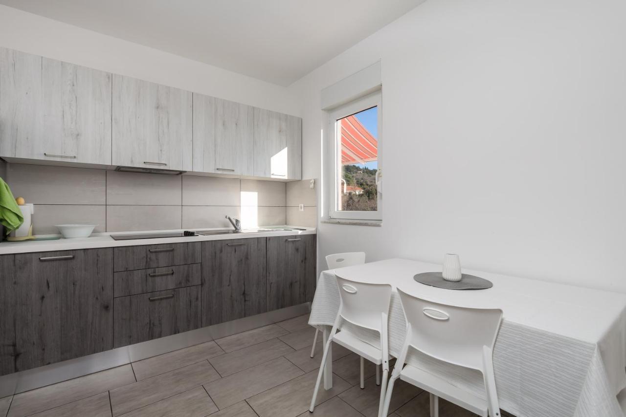 Apartment Tonka Barbat na Rabu Eksteriør bilde
