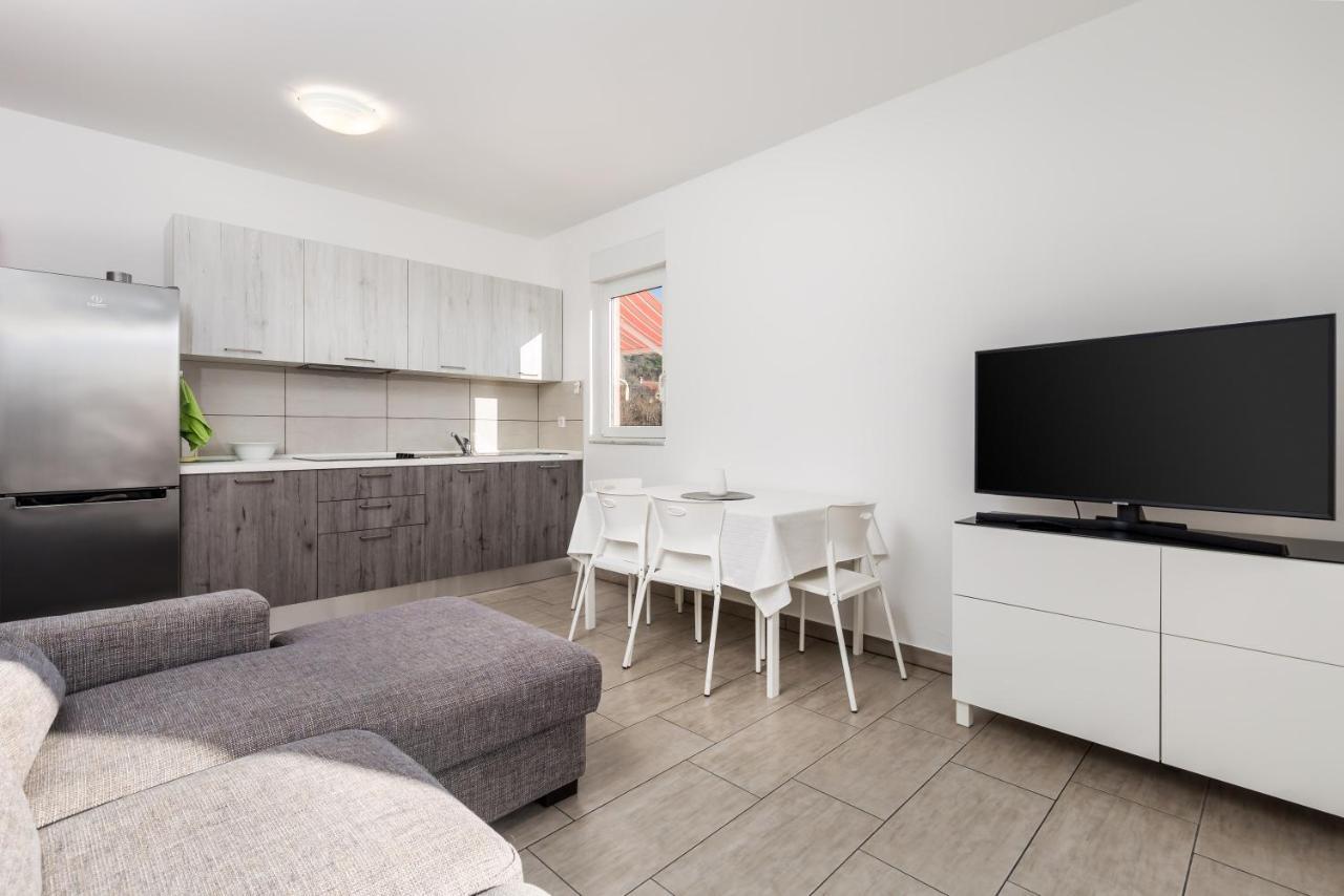 Apartment Tonka Barbat na Rabu Eksteriør bilde